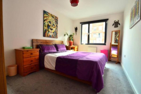 Modern 1 bed flat, Central London